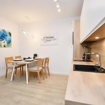 Nadmorskie Tarasy Baseny,sauny,garaz Port -navigator