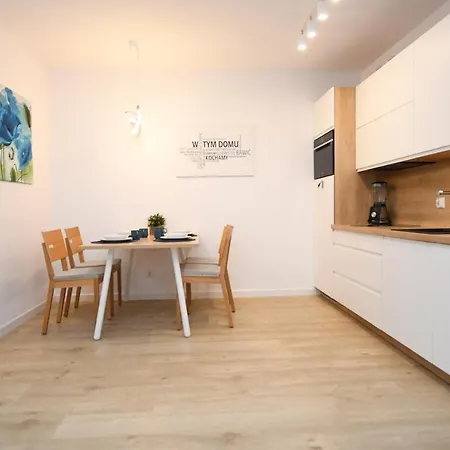 Nadmorskie Tarasy Baseny,sauny,garaz Port -navigator Kolberg