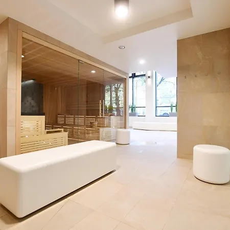 Nadmorskie Tarasy Baseny,sauny,garaż Port -navigator *