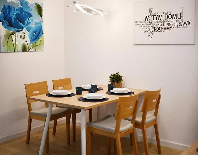 Nadmorskie Tarasy Baseny,sauny,garaz Port -navigator Apartment