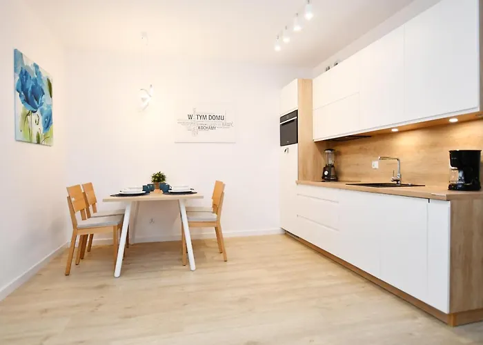 Apartment Nadmorskie Tarasy Baseny,sauny,garaz Port -navigator *