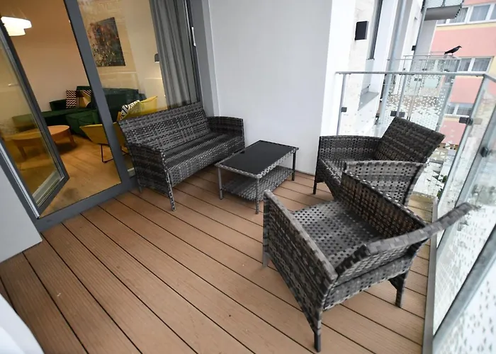 Nadmorskie Tarasy Baseny,sauny,garaz Port -navigator Apartment *