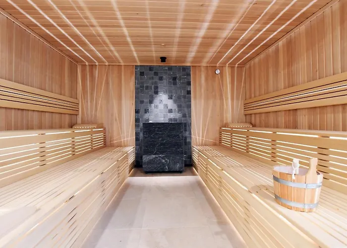 Apartment Nadmorskie Tarasy Baseny,sauny,garaz Port -navigator *