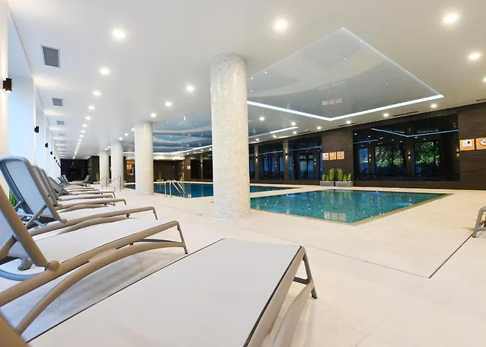 Apartment Nadmorskie Tarasy Baseny,sauny,garaz Port -navigator