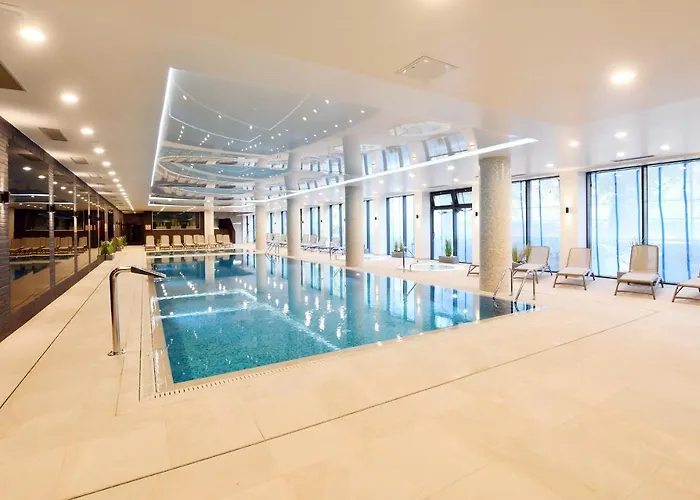 Nadmorskie Tarasy Baseny,sauny,garaz Port -navigator *