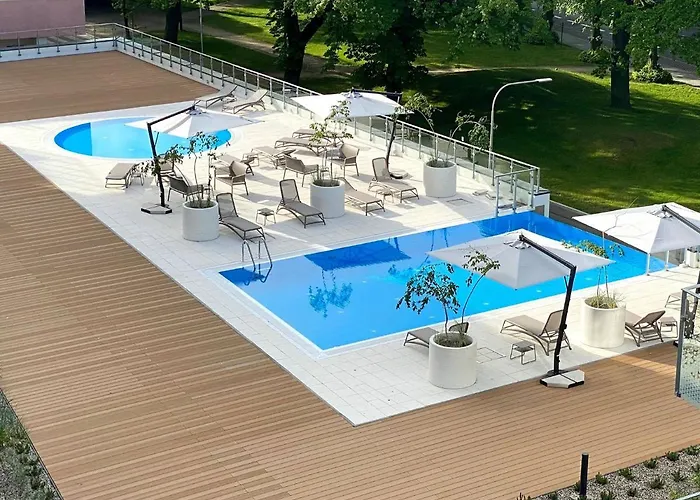 Nadmorskie Tarasy Baseny,sauny,garaz Port -navigator * Kolobrzeg