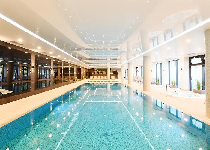 Nadmorskie Tarasy Baseny,sauny,garaz Port -navigator *