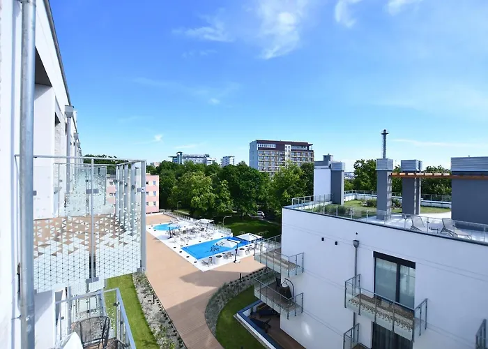 Apartment Nadmorskie Tarasy Baseny,sauny,garaz Port -navigator Kolobrzeg