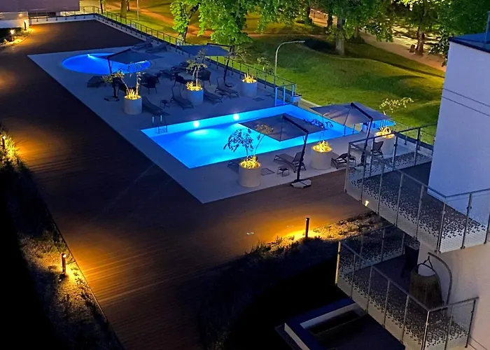 Nadmorskie Tarasy Baseny,sauny,garaz Port -navigator